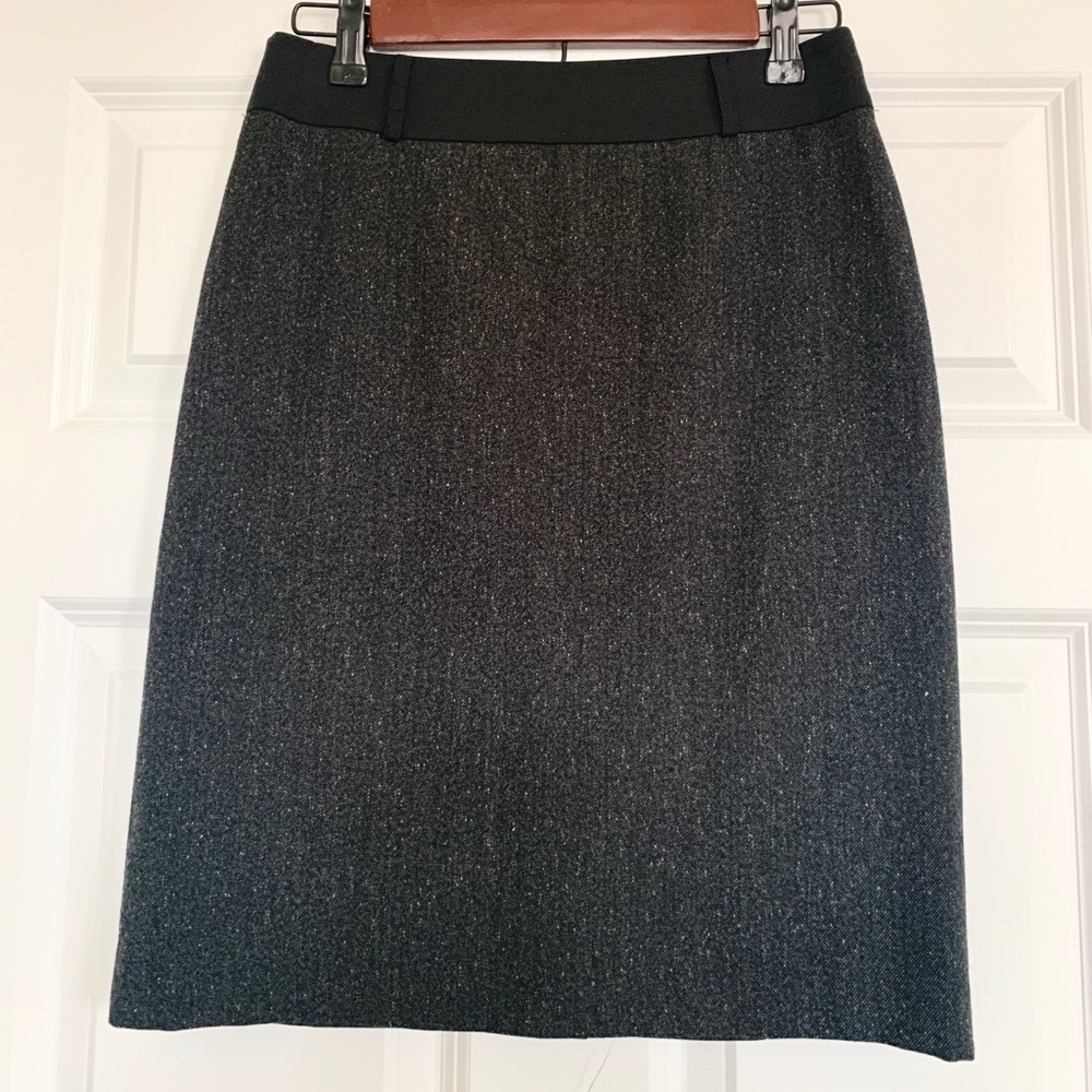 Antonio Melani Pencil Skirt size 2 Grey/Black